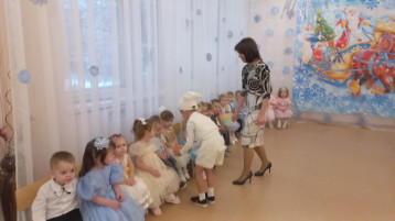 Новый год у малышей Новый год у малышей.